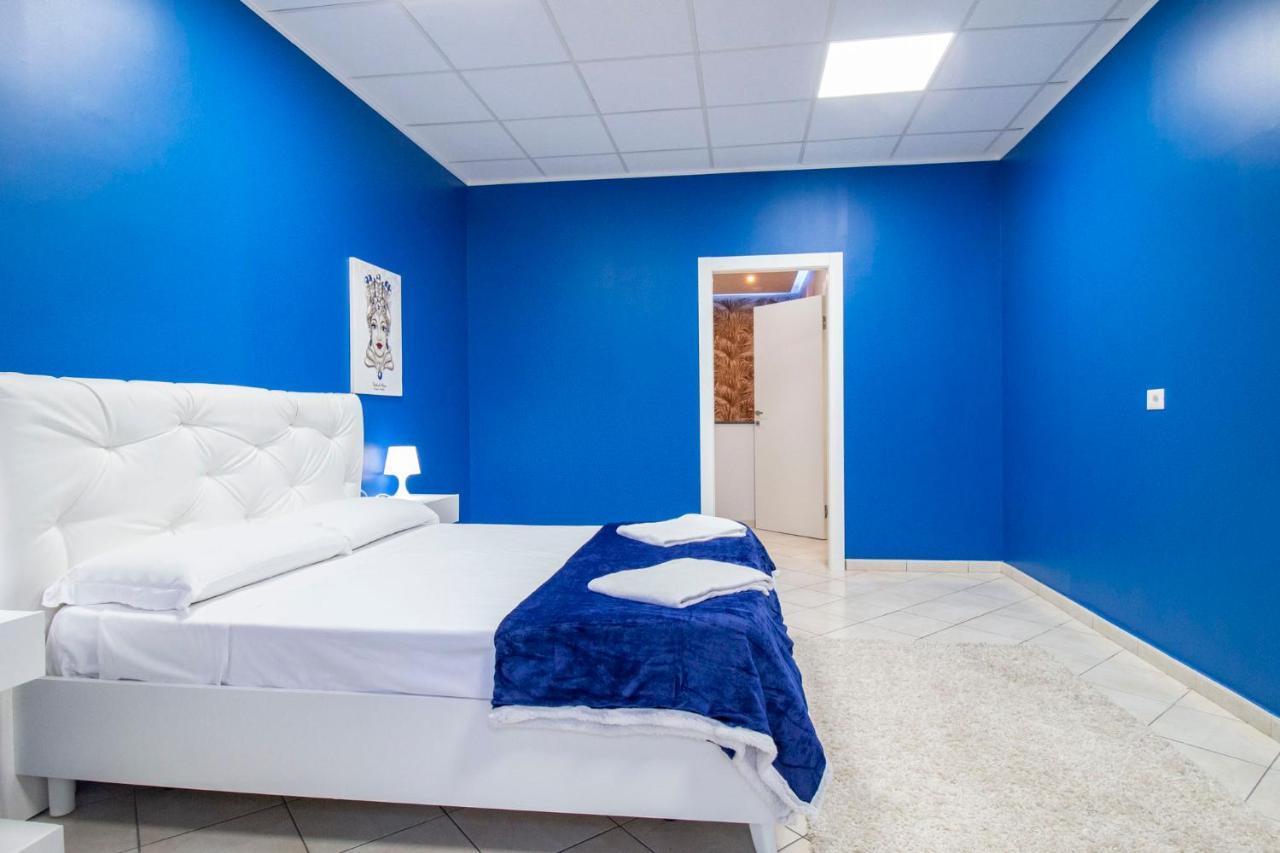 Royal Playa Suite And Apartament -Private Parking- Self Chek Out Катания Екстериор снимка