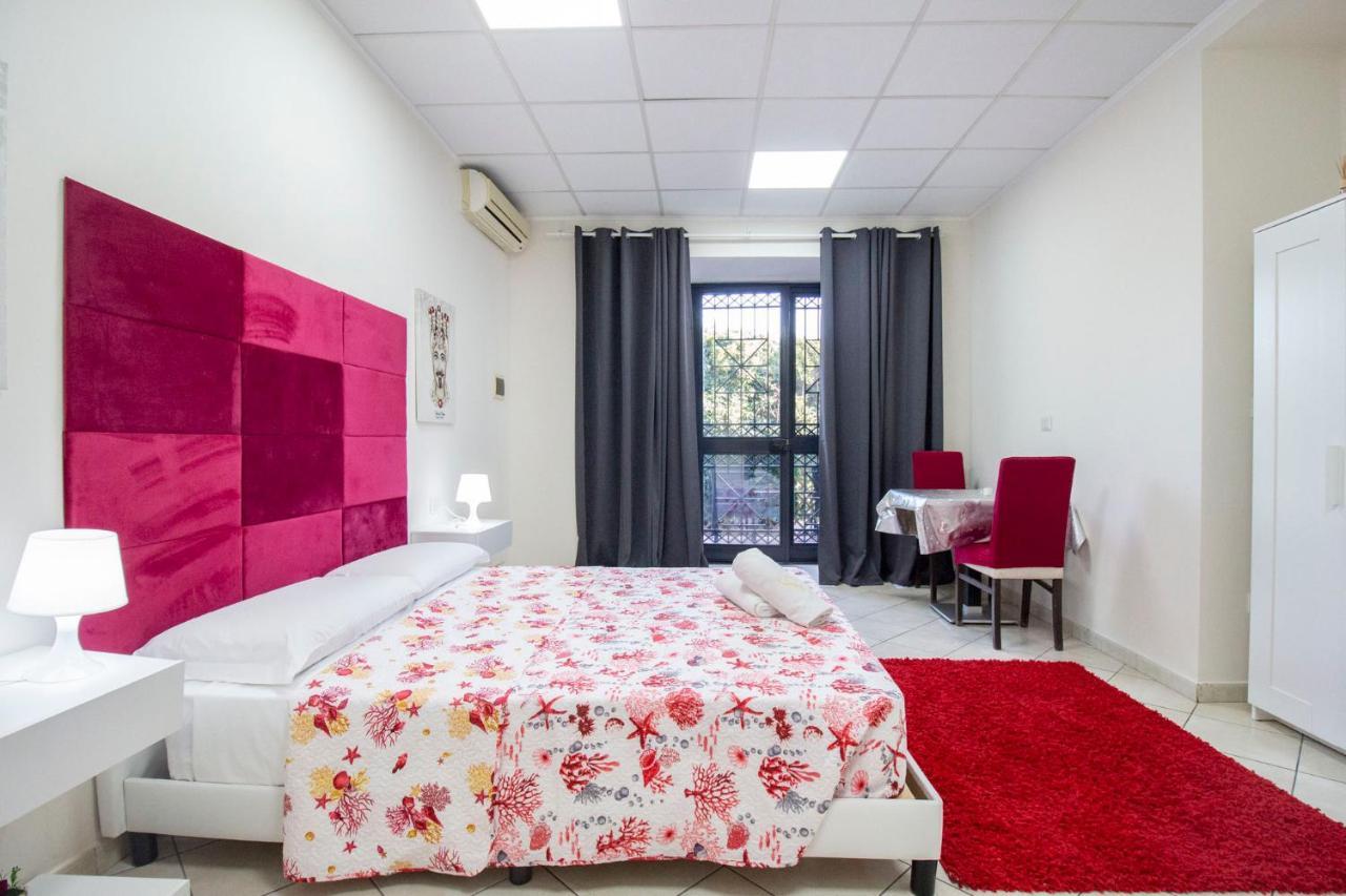Royal Playa Suite And Apartament -Private Parking- Self Chek Out Катания Екстериор снимка