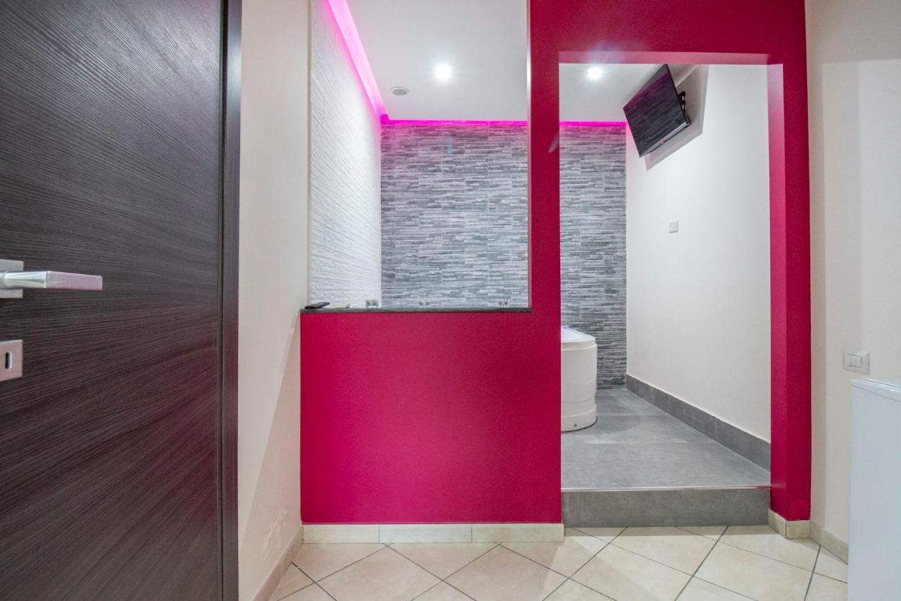 Royal Playa Suite And Apartament -Private Parking- Self Chek Out Катания Екстериор снимка